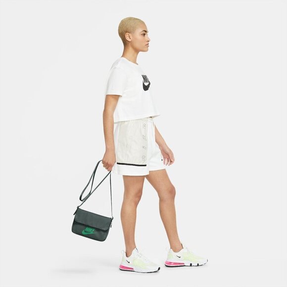 NWT Nike Sportswear Futura 365 Green 3L Crossbody Bag - Picture 7 of 7